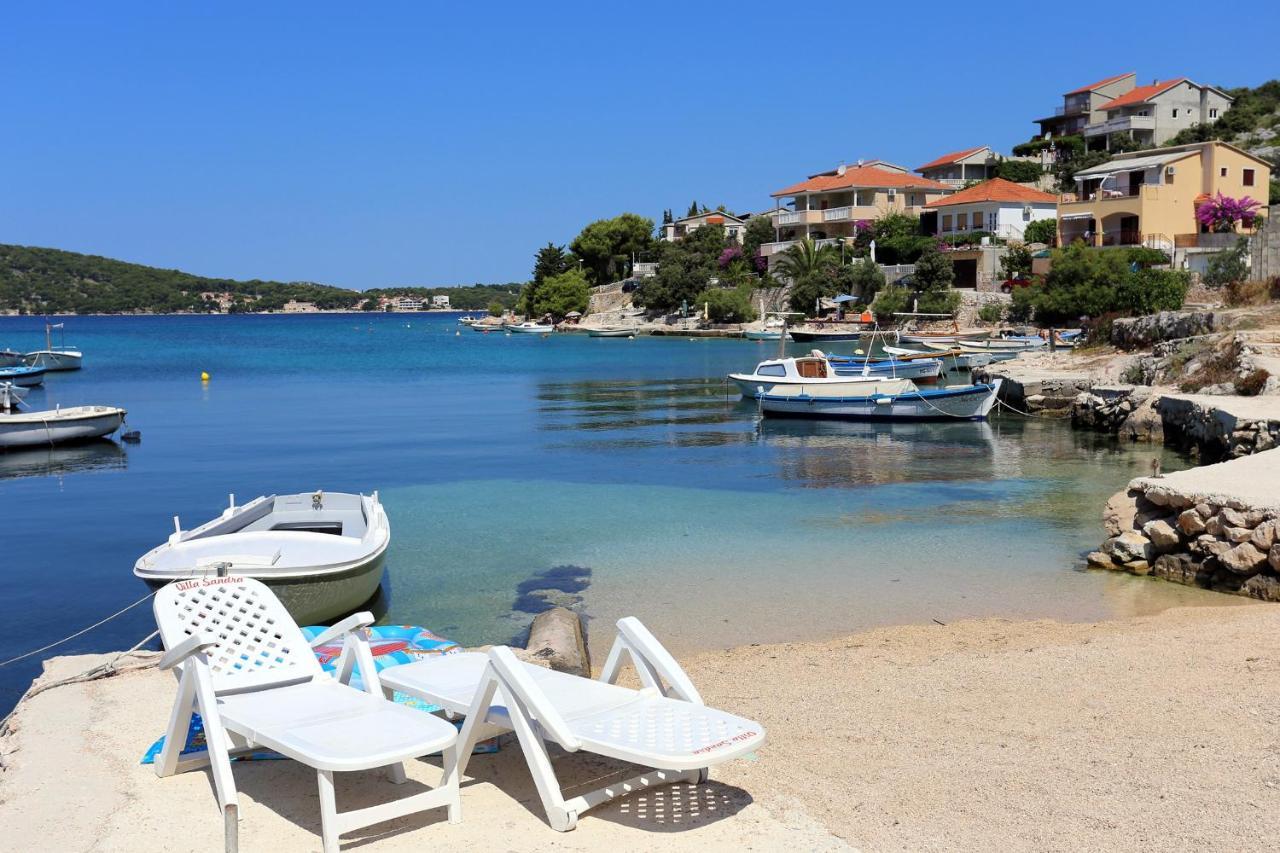 Family Friendly Seaside Apartments Razanj, Rogoznica - 10373 Bagian luar foto