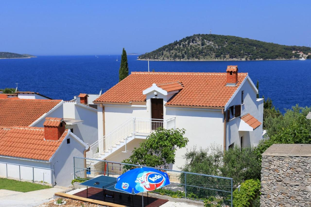 Family Friendly Seaside Apartments Razanj, Rogoznica - 10373 Bagian luar foto