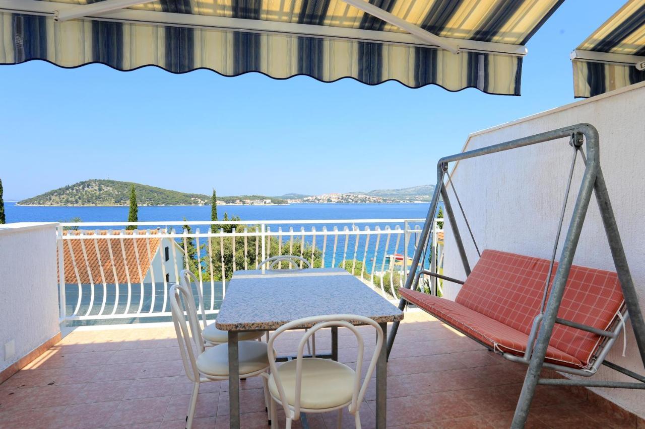 Family Friendly Seaside Apartments Razanj, Rogoznica - 10373 Bagian luar foto