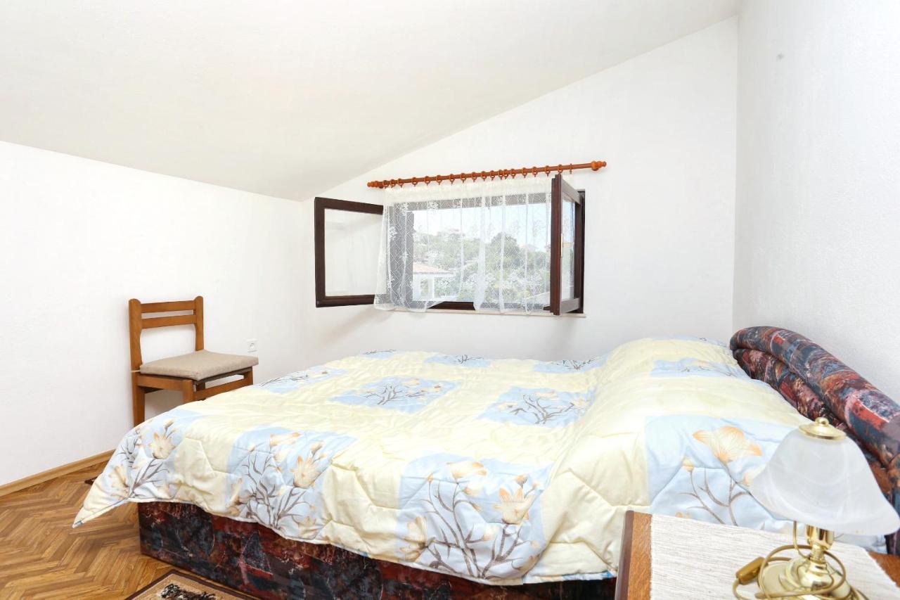 Family Friendly Seaside Apartments Razanj, Rogoznica - 10373 Bagian luar foto